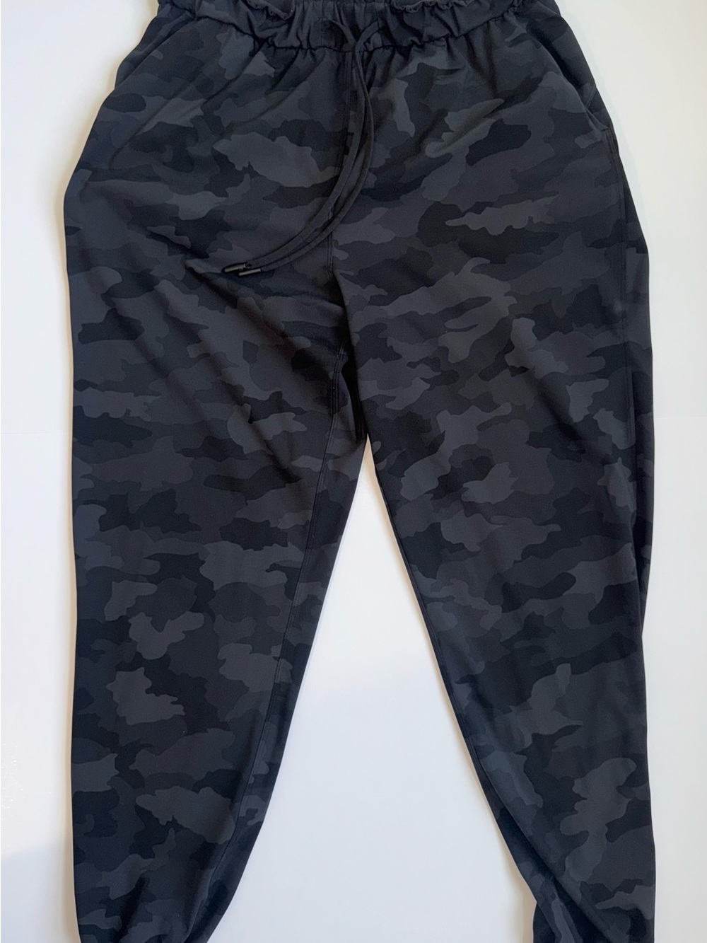 Lululemon Black Gray Camo Jogger Pants Women’s Size 10 - Picture 1 of 5